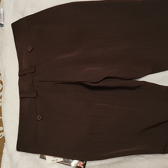 Dress pants - Picture 4 of 7